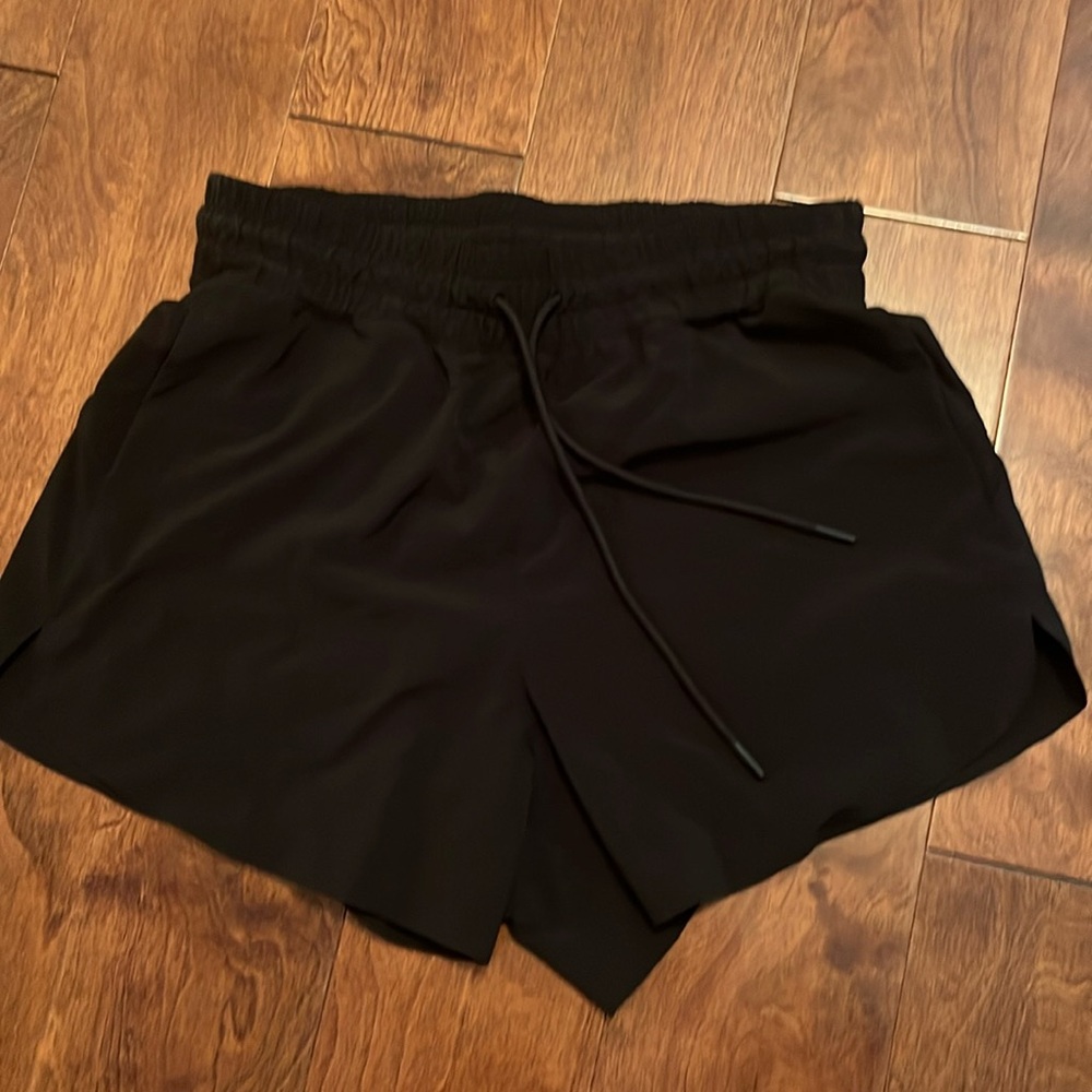 Athleta black shorts